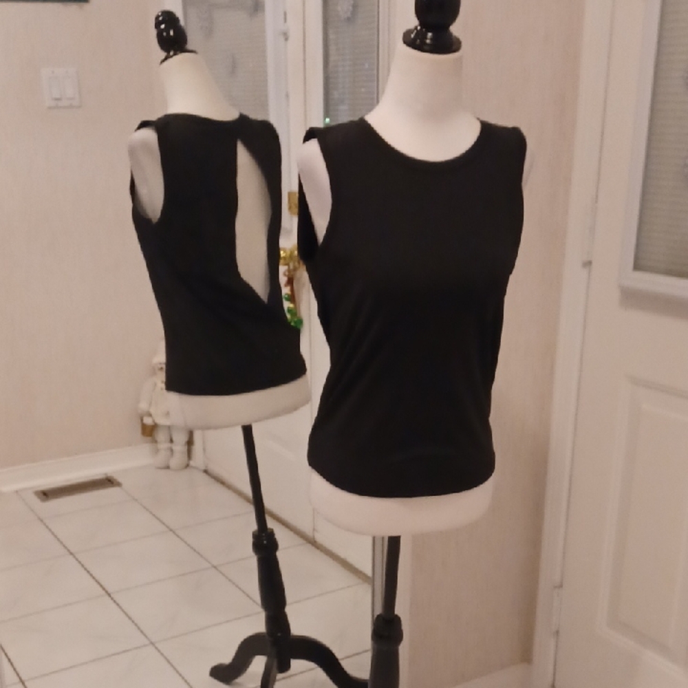 4/$60 Black Sleeveless Open Back Top - Size Small